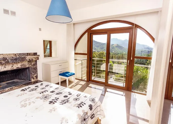 Bellapais Apartments